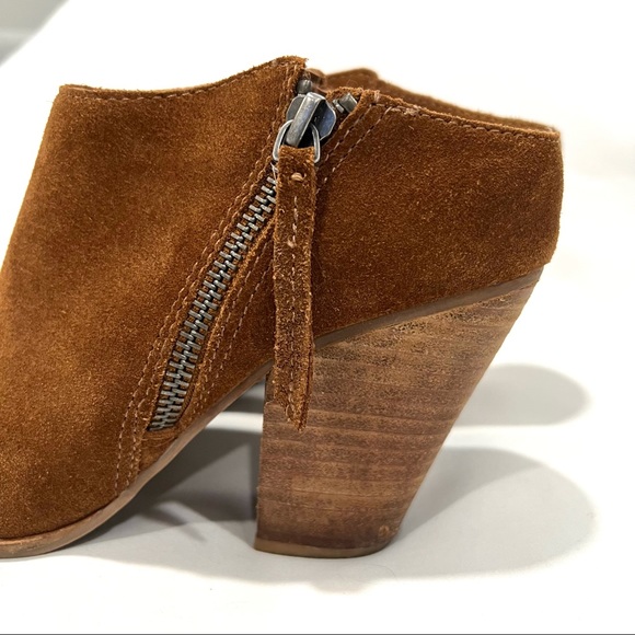 Dolce Vita Suede Mule Slip-On Heeled Booties - Picture 2 of 9